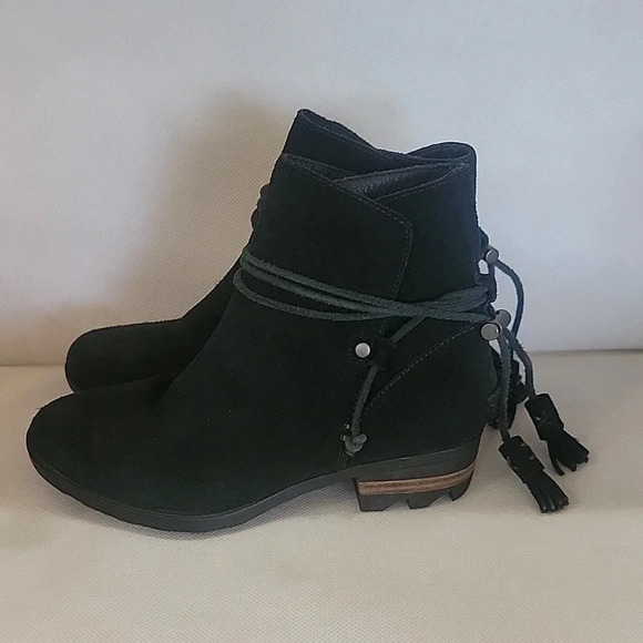 MINT - SOREL FARAH BLACK SUEDE SHOE BOOTS BOOTIES (sz 6) - Picture 3 of 6